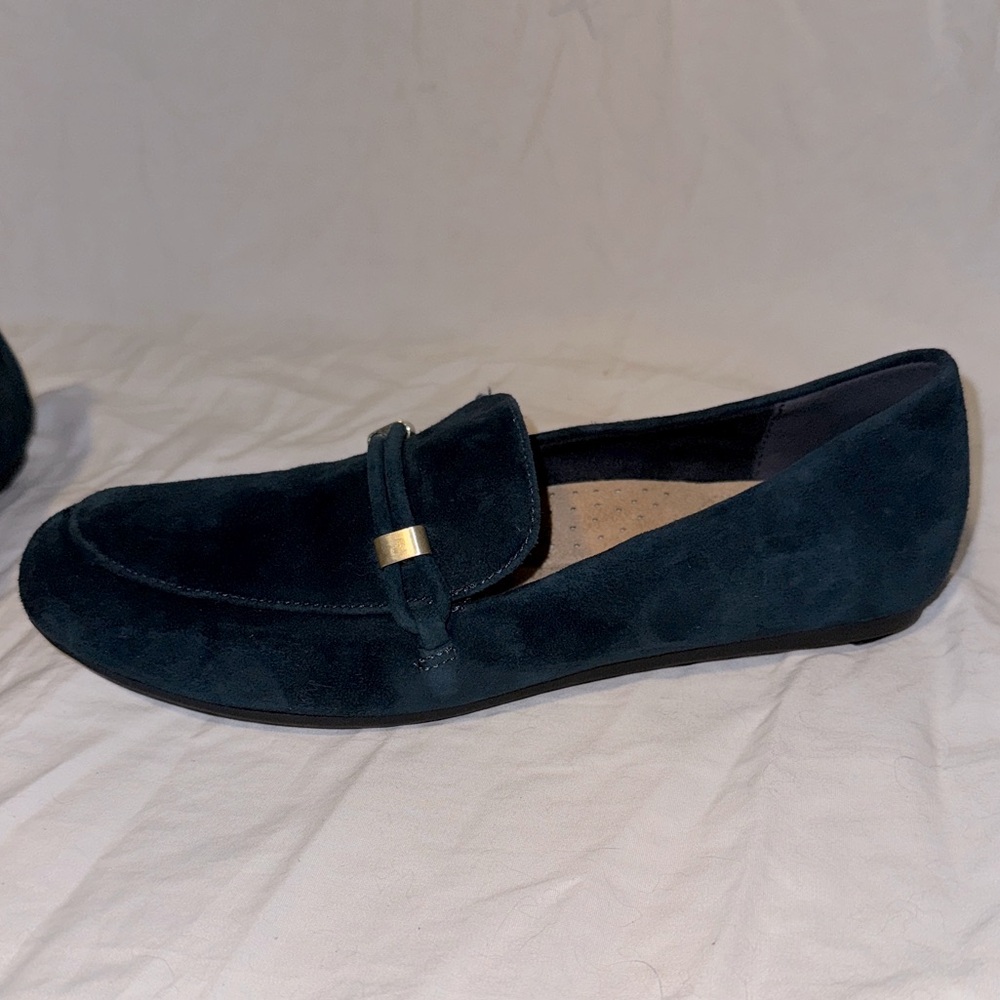 Bella Vita blue suede loafers